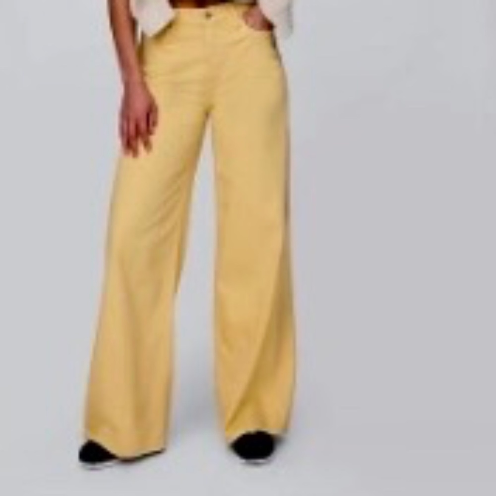 Gap Wide Leg Ultrasoft  baggy jeans, Straw Yellow